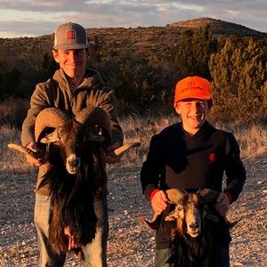 Meet your Posher, Cason